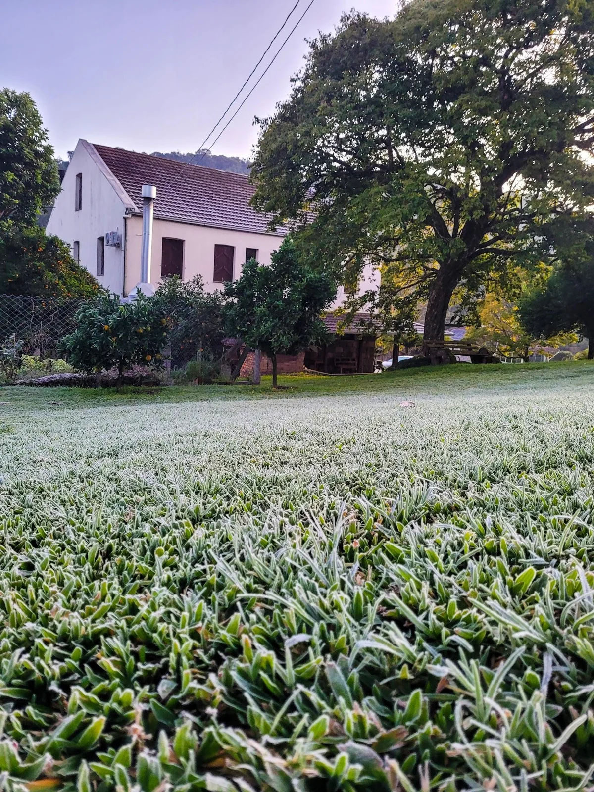 Hospedagem do Vers La Lune — espaço e natureza